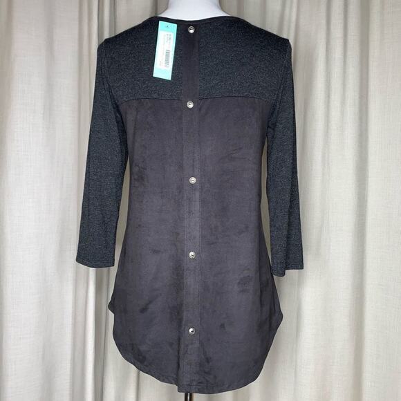 NWT! Le Lis Adea Faux Suede Button Back Knit Top Sz Small - Picture 4 of 6